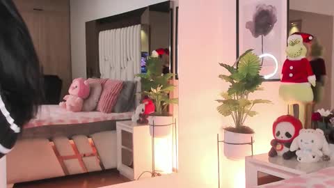 Snapshot of kitty_eliffe chatting on 12-02-25, 09:43 kitty online show from 12-02-25, 09:43