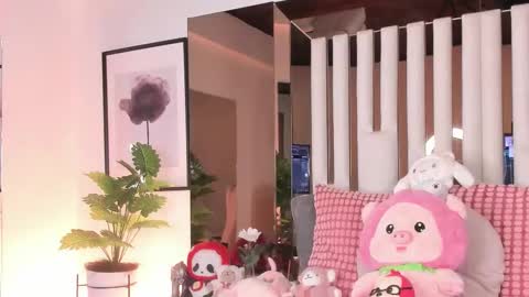 Snapshot of kitty_eliffe chatting on 12-14-25, 09:08 kitty online show from 12-14-25, 09:08