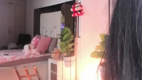 Snapshot of kitty_eliffe chatting on 02-06-26, 11:30 kitty online show from 02-06-26, 11:30