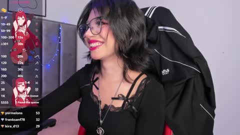 Snapshot of kitty_gang chatting on 01-10-25, 05:37 Camila online show from 01-10-25, 05:37
