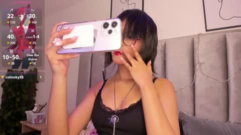 Snapshot of kitty_gang chatting on 01-25-25, 03:09 Camila online show from 01-25-25, 03:09