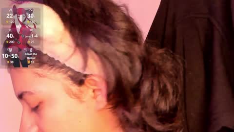 Snapshot of kitty_gang chatting on 02-04-25, 02:39 Camila online show from 02-04-25, 02:39