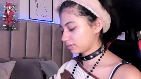 Snapshot of kitty_gang chatting on 02-26-25, 02:37 Camila online show from 02-26-25, 02:37