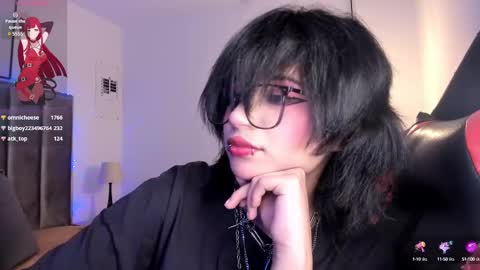 Snapshot of kitty_gang chatting on 03-05-25, 05:50 Camila online show from 03-05-25, 05:50