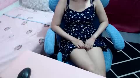 Snapshot of kitty_kity chatting on 02-12-26, 08:42 Kate online show from 02-12-26, 08:42