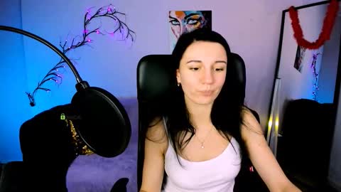 kitty online show from 11-14-25, 01:32