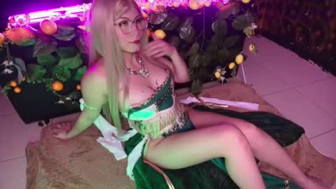 Snapshot of kitty_malach chatting on 02-08-26, 02:37 Kitty online show from 02-08-26, 02:37