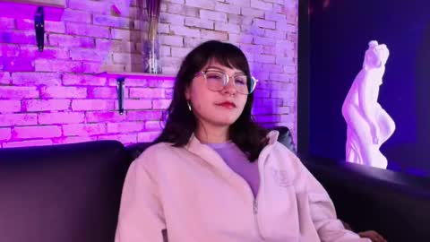 Snapshot of kitty_malach chatting on 02-20-26, 08:05 Kitty online show from 02-20-26, 08:05