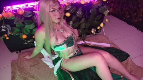 Snapshot of kitty_malach chatting on 03-02-26, 02:03 Kitty online show from 03-02-26, 02:03