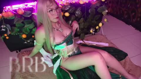 Snapshot of kitty_malach chatting on 03-06-26, 02:41 Kitty online show from 03-06-26, 02:41