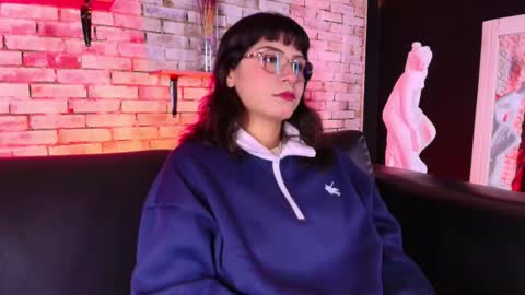 Snapshot of kitty_malach chatting on 03-28-26, 03:28 Kitty online show from 03-28-26, 03:28