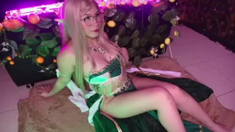 Snapshot of kitty_malach chatting on 04-13-26, 02:17 Kitty online show from 04-13-26, 02:17