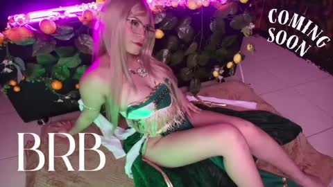 Snapshot of kitty_malach chatting on 04-15-26, 02:29 Kitty online show from 04-15-26, 02:29