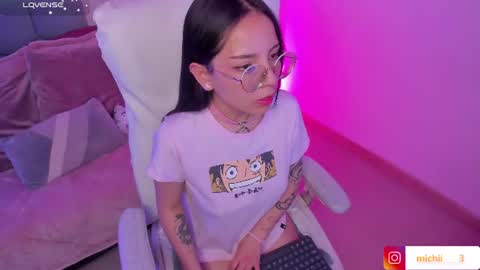Snapshot of kitty_patitas_suavess chatting on 06-27-26, 02:38 Kitty online show from 06-27-26, 02:38