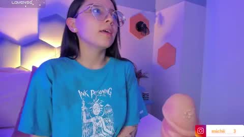 Snapshot of kitty_patitas_suavess chatting on 07-07-26, 07:23 Kitty online show from 07-07-26, 07:23