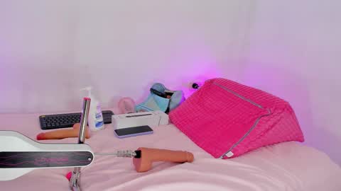 kitty online show from 11-26-25, 11:55