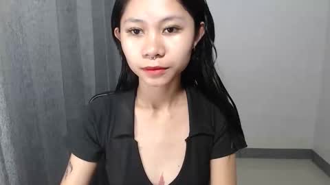 kitty_pie69 online show from 04-04-26, 10:02