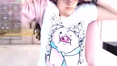 Kitty Rave online show from 09-24-25, 01:47