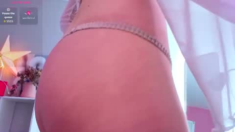 Snapshot of kittycha0s chatting on 06-20-26, 05:32 Allison online show from 06-20-26, 05:32