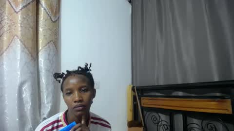 Snapshot of kittyfay_ chatting on 04-26-26, 11:24 Fay online show from 04-26-26, 11:24