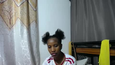 Snapshot of kittyfay_ chatting on 04-28-26, 11:21 Fay online show from 04-28-26, 11:21