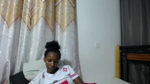 Snapshot of kittyfay_ chatting on 05-02-26, 08:47 Fay online show from 05-02-26, 08:47