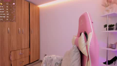 kitty online show from 05-25-26, 07:31