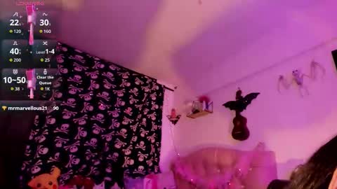 Snapshot of kittygoth_ chatting on 11-20-25, 09:58 Kitty Goth online show from 11-20-25, 09:58