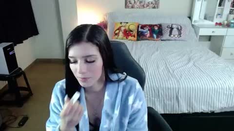 Isabel online show from 07-11-26, 02:47