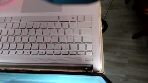 Snapshot of kittykat_1999 chatting on 02-21-25, 10:26 kittykat 1999 online show from 02-21-25, 10:26