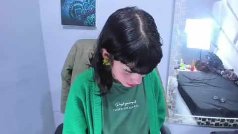 Snapshot of kittylovely__ chatting on 01-20-25, 12:18 kittylovely online show from 01-20-25, 12:18