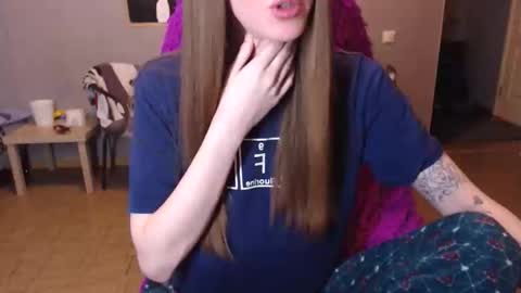 KittyloveMoon online show from 04-09-26, 08:25