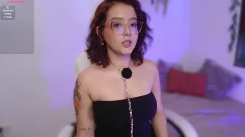 Snapshot of kittysophie_ chatting on 06-09-26, 09:59 Sophie online show from 06-09-26, 09:59