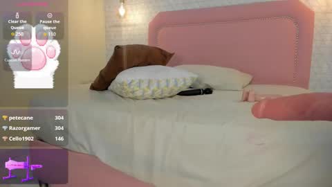  K I T T  Y  online show from 03-29-26, 12:32