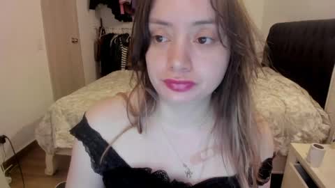 kittywantslove23 online show from 05-28-26, 07:33