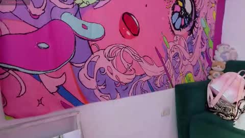 Snapshot of kittyzenn chatting on 01-14-26, 02:12 Kitty Zen online show from 01-14-26, 02:12