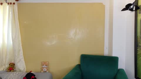 Snapshot of kittyzenn chatting on 02-14-26, 08:05 Kitty Zen online show from 02-14-26, 08:05