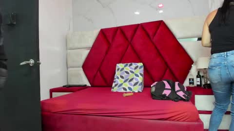 Luisa y Jairo online show from 05-28-26, 12:13