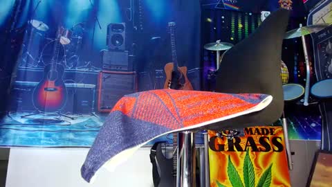 Snapshot of kiveuxmakeu chatting on 02-19-25, 07:05 kiveuxmakeu online show from 02-19-25, 07:05