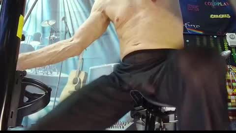 Snapshot of kiveuxmakeu chatting on 09-27-25, 04:45 kiveuxmakeu online show from 09-27-25, 04:45