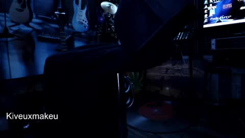 kiveuxmakeu online show from 04-05-26, 03:15