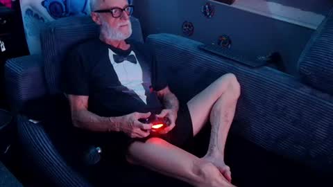kiveuxmakeu online show from 06-20-26, 03:20