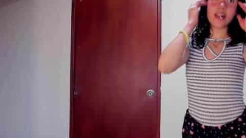 Snapshot of kiwi_mmm chatting on 01-11-25, 10:51 kiwi_mmm online show from 01-11-25, 10:51