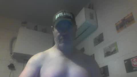 kiwiguy19773 online show from 04-23-26, 06:58