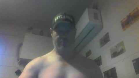 kiwiguy19773 online show from 04-23-26, 08:11