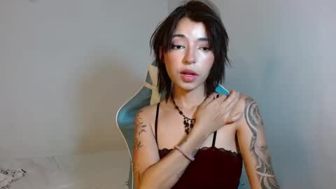 kiyu online show from 12-04-24, 02:42