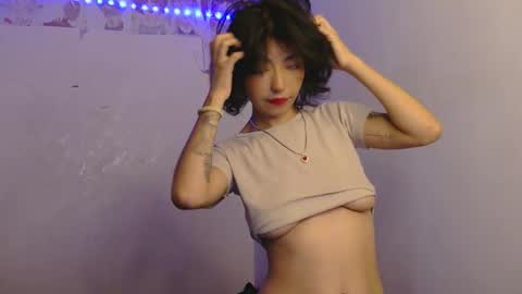 kiyu online show from 03-04-26, 01:22