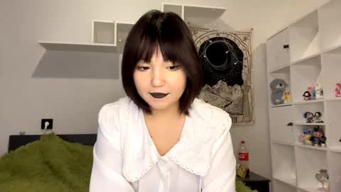 Luna online show from 02-10-26, 10:19