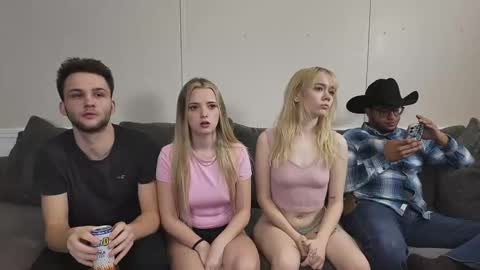 Snapshot of kjbennet chatting on 01-16-26, 12:47 kj bennet online show from 01-16-26, 12:47