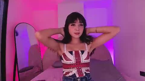 Snapshot of kkira_doll chatting on 06-11-26, 11:52 Kkira online show from 06-11-26, 11:52